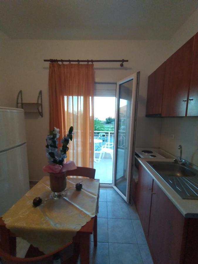 Δειλινά Apartment Плати Екстериор снимка
